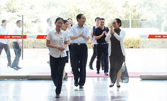 荣程主席张荣华：凯发k8是一家专心、用情做事的企业！