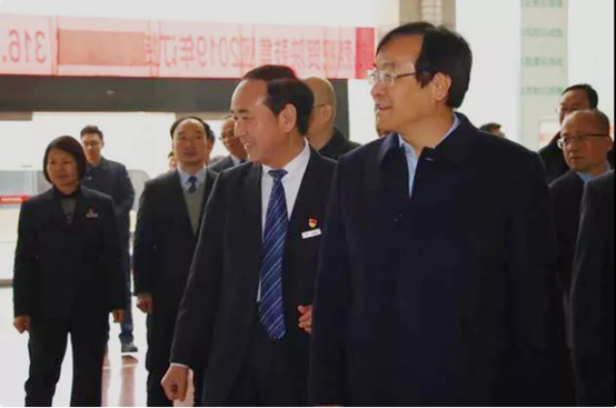 西安市委常委、高新区党工委书记、航天基地党工委书记钟洪江一行莅临凯发k8调研慰问